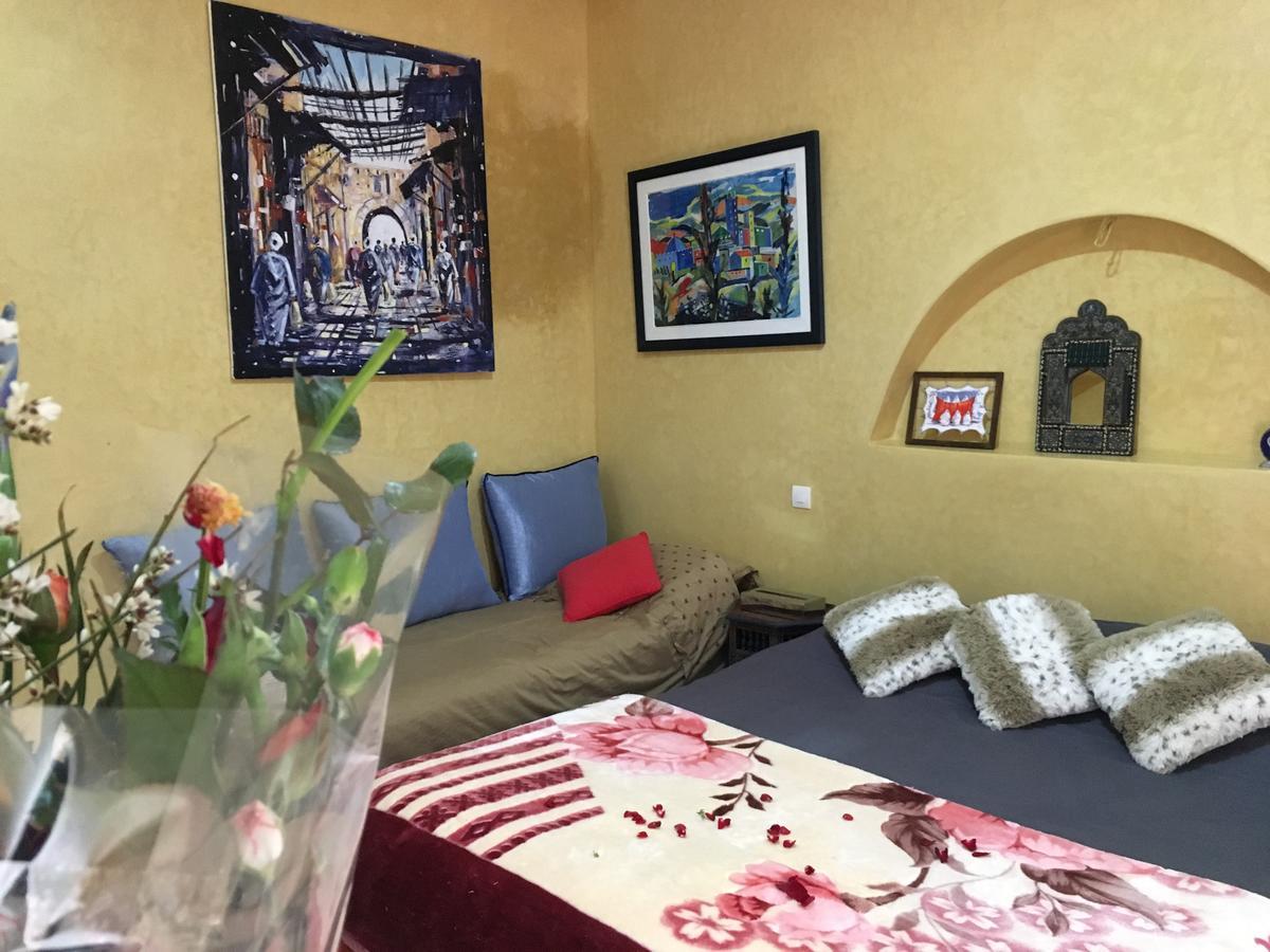 Europa Mirlef T Aventur Guest House Mirleft Bagian luar foto